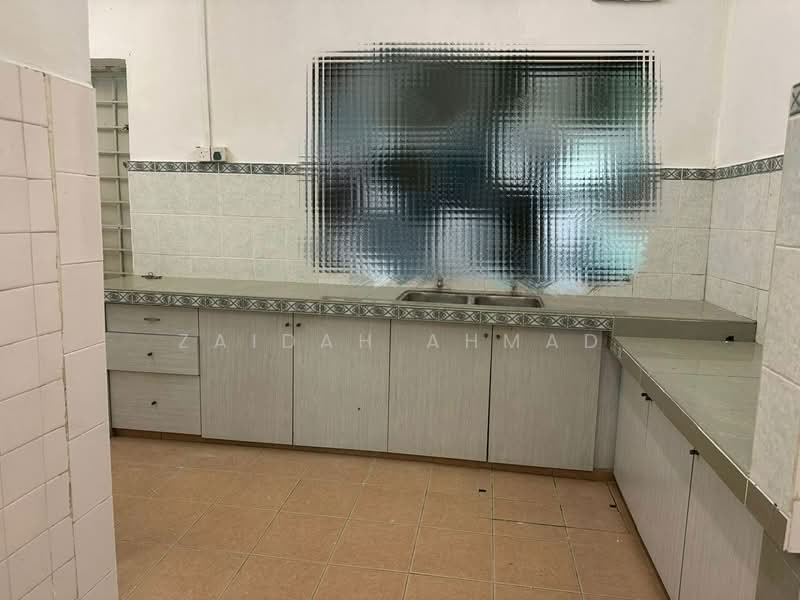 Rumah Teres 2 Tingkat untuk Dijual di Taman Pandan Indah (Ampang) - Zaidah Ahmad - Kitchen - PropertyGuru.com.my