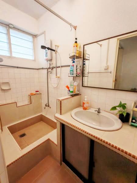 Apartment for Rent at Greenlane Heights Block A - Jinelle Ong - Bathroom - PropertyGuru.com.my