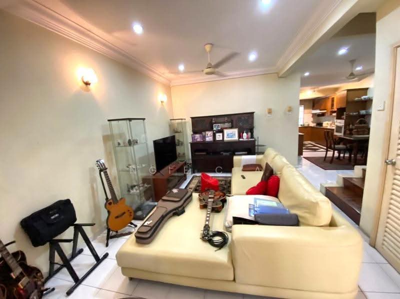 Rumah Teres 2-Tingkat untuk Dijual di Pju 3 (Tropicana) - Angie Chai - Living Room - PropertyGuru.com.my