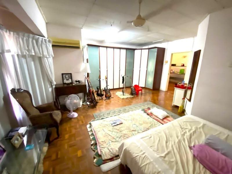Rumah Teres 2-Tingkat untuk Dijual di Pju 3 (Tropicana) - Angie Chai - Living Room - PropertyGuru.com.my