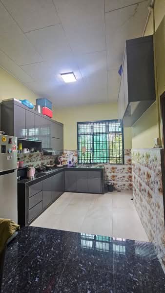 1-storey Terraced House for Sale in Taman Kempas Indah (Tebrau) - Jameson Choo - Kitchen - PropertyGuru.com.my