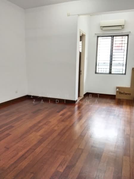 2-storey Terraced House for Rent in Alam Impian (Shah Alam) - Zawana BT Zaidi Ana - Living Room - PropertyGuru.com.my