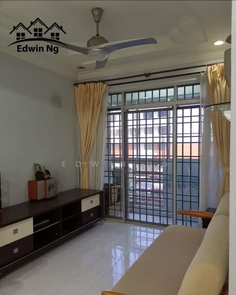 Flat for Sale at Taman Balik Pulau Rose Flat - Edwin Ng - Living Room - PropertyGuru.com.my