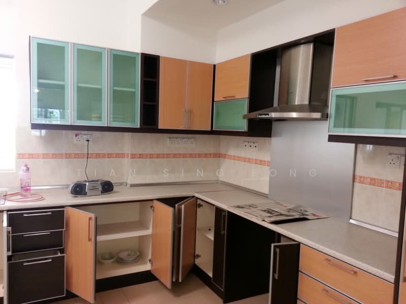 Terraced House for Sale in Bandar Kinrara Seksyen 5 (Bandar Kinrara) - Tian Sing Fong - Kitchen - PropertyGuru.com.my