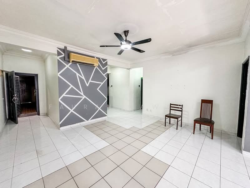Condominium for Sale at Bukit OUG Condominiums - Fauran Nawawi - Living Room - PropertyGuru.com.my