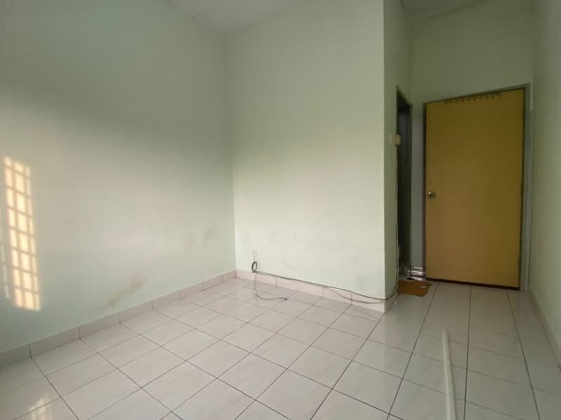 Apartment for Rent at Pangsapuri Merak - R Azlin - PropertyGuru.com.my