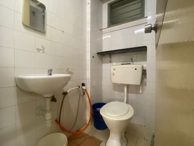 Apartment for Rent at Pangsapuri Merak - R Azlin - PropertyGuru.com.my