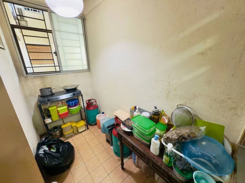 Pangsapuri untuk Dijual di Pangsapuri Saujana Gombak - Fauran Nawawi - PropertyGuru.com.my