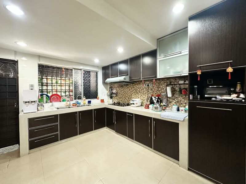 2-storey Terraced House for Sale in Pandan Indah (Ampang) - Jun Ming - Kitchen - PropertyGuru.com.my