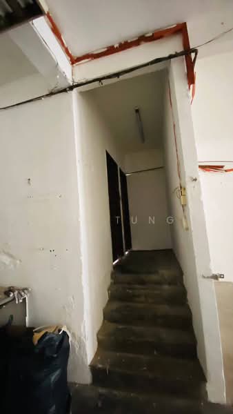 Kedai / Pejabat untuk Disewa di Taman Johor Jaya (Johor Bahru) - Ray Tung - Corridor - PropertyGuru.com.my