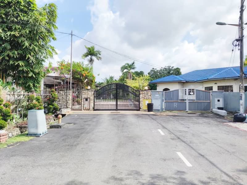 Bungalow for Sale in Seksyen 4 (Bangi) - Abdul Qadir - PropertyGuru.com.my