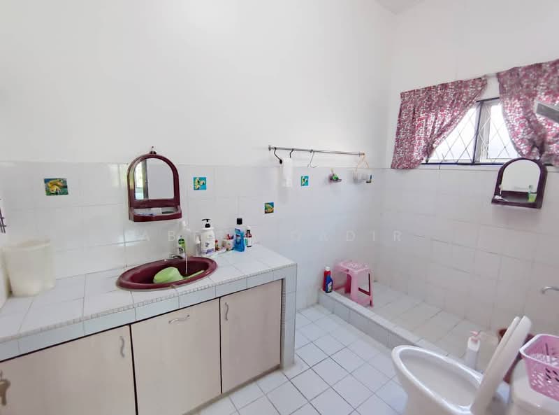 Bungalow for Sale in Seksyen 4 (Bangi) - Abdul Qadir - PropertyGuru.com.my