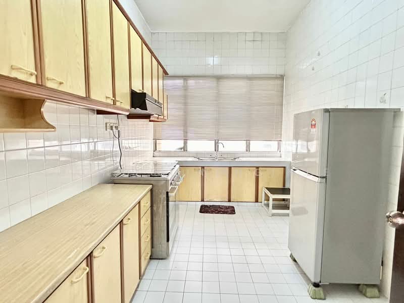 Condominium for Rent at Putri Indah Condominium - Hong Charng Lee - Kitchen - PropertyGuru.com.my