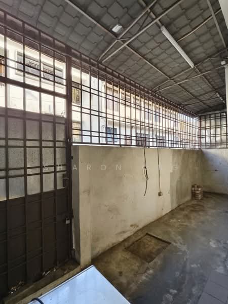 Rumah Teres 2 Tingkat untuk Dijual di Taman Desa Cemerlang (Ulu Tiram) - Sharon Ong - Exterior - PropertyGuru.com.my
