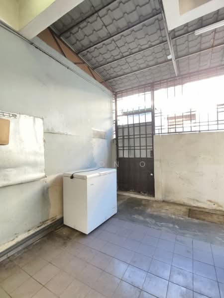 Rumah Teres 2 Tingkat untuk Dijual di Taman Desa Cemerlang (Ulu Tiram) - Sharon Ong - Exterior - PropertyGuru.com.my
