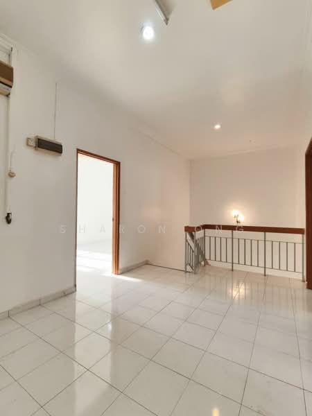 Rumah Teres 2 Tingkat untuk Dijual di Taman Desa Cemerlang (Ulu Tiram) - Sharon Ong - Interior - PropertyGuru.com.my