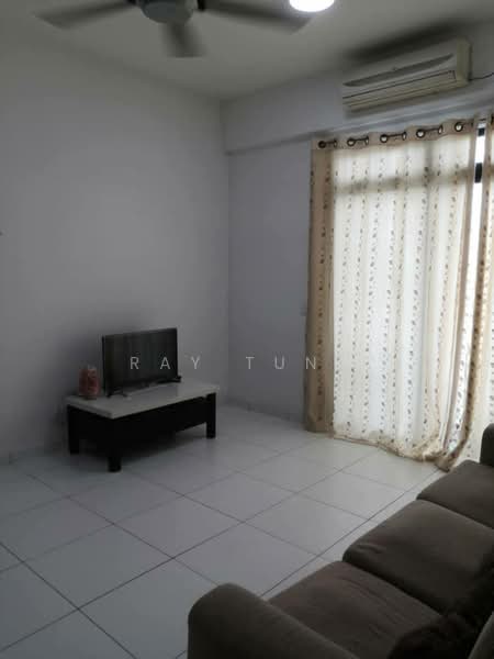 Service Residence for Rent at Sky Oasis Residence (Pangsapuri Oasis 1) - Ray Tung - Living Room - PropertyGuru.com.my