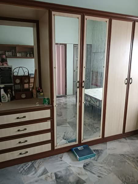 Rumah Teres 2 Tingkat untuk Dijual di Taman Sri Mewah 8 (Kapar) - Yasmin Sulaiman - Bedroom - PropertyGuru.com.my