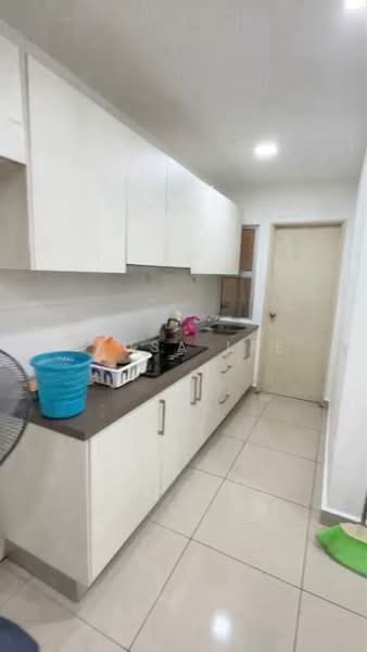 Servis Apartment untuk Disewa di Greenfield Regency - Sausa Lee - Kitchen - PropertyGuru.com.my