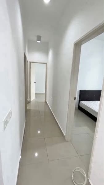 Servis Apartment untuk Disewa di Greenfield Regency - Sausa Lee - Corridor - PropertyGuru.com.my
