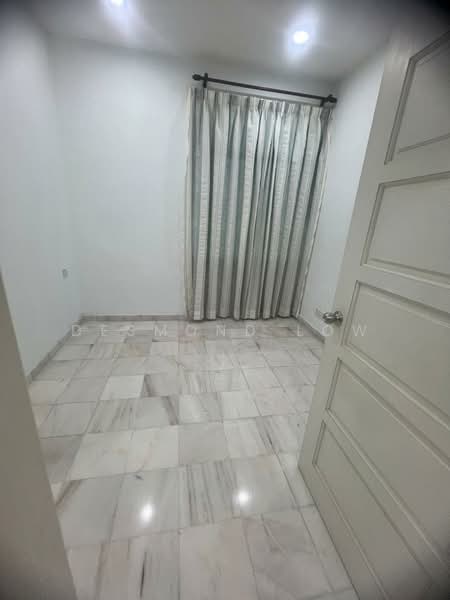 Kondominium untuk Dijual di Diamond Villa Condominium - Desmond Low - PropertyGuru.com.my