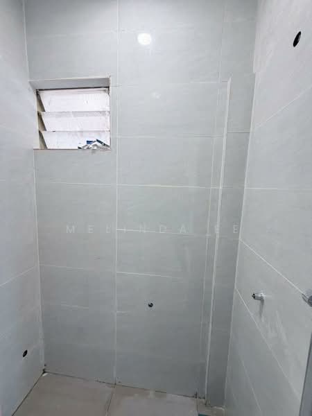 Rumah Flat untuk Dijual di Flat Taman Rinting - Melinda Ee - Bathroom - PropertyGuru.com.my