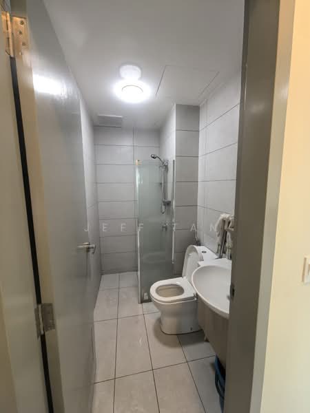Service Residence for Rent at Sinaran @ Utropolis - Jeff Tan - Bathroom - PropertyGuru.com.my