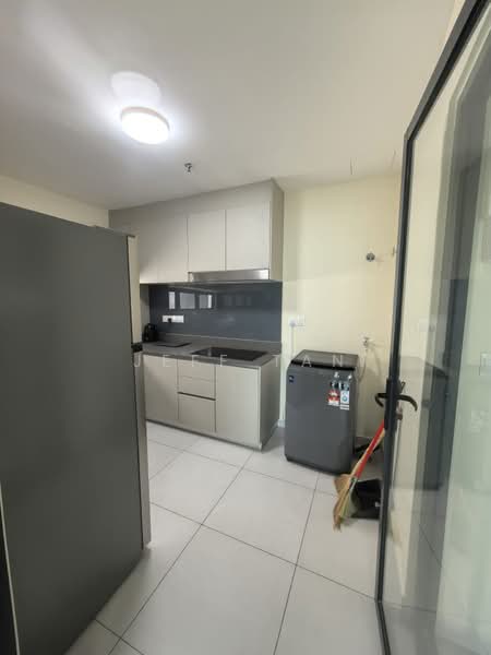 Service Residence for Rent at Sinaran @ Utropolis - Jeff Tan - Kitchen - PropertyGuru.com.my