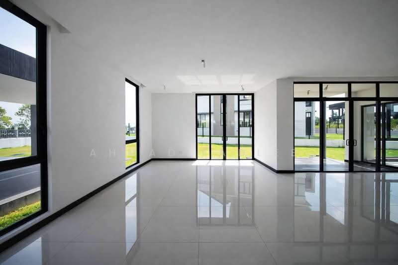 Rumah Banglo untuk Dijual di Kajang (Selangor) - Ahmad Fadlee - Living Room - PropertyGuru.com.my