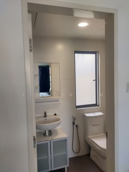 Service Residence for Sale at Zeva @ Equine South - Lincoln Tan - Bathroom - PropertyGuru.com.my