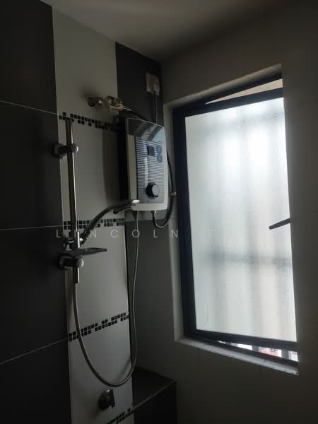 Service Residence for Sale at Zeva @ Equine South - Lincoln Tan - Bathroom - PropertyGuru.com.my