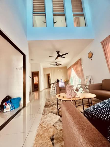Rumah Teres 2 Tingkat untuk Dijual di Taman Nuri (Durian Tunggal) - Azrul Othman - Living Room - PropertyGuru.com.my