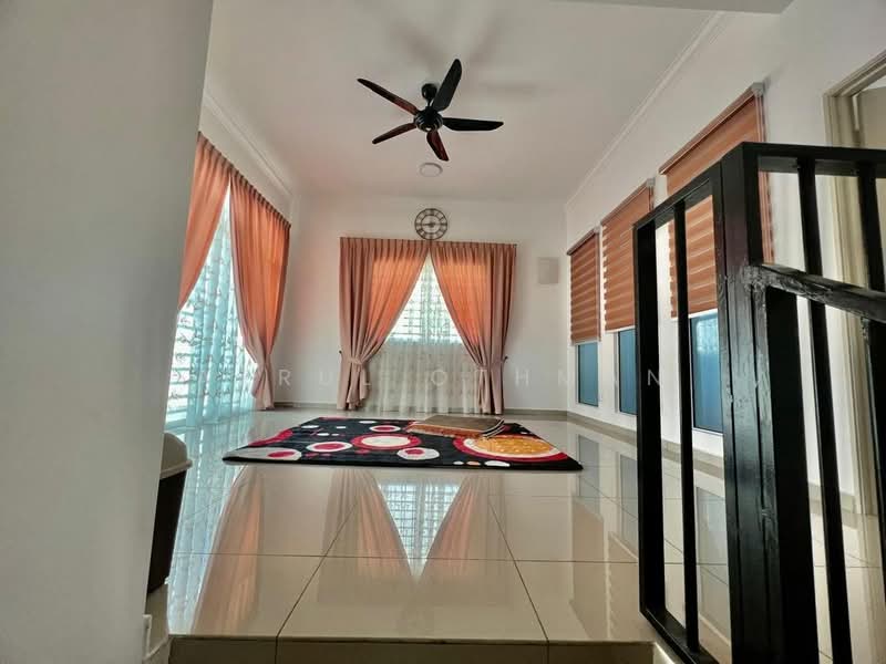 Rumah Teres 2 Tingkat untuk Dijual di Taman Nuri (Durian Tunggal) - Azrul Othman - Living Room - PropertyGuru.com.my