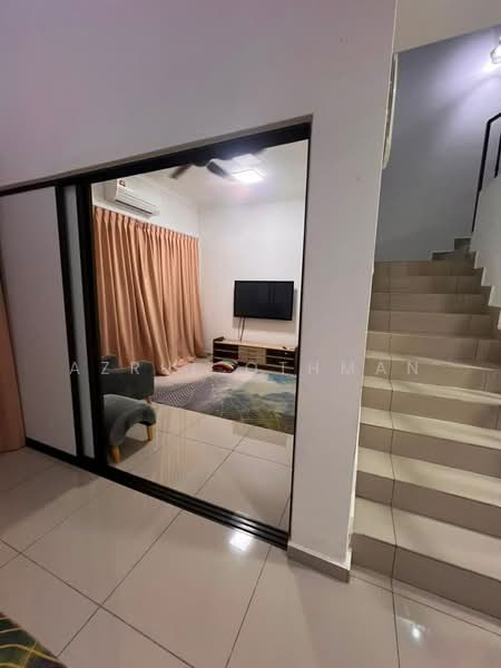 Rumah Teres 2 Tingkat untuk Dijual di Taman Nuri (Durian Tunggal) - Azrul Othman - Living Room - PropertyGuru.com.my
