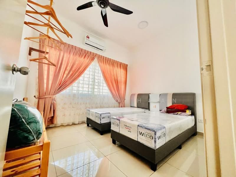 Rumah Teres 2 Tingkat untuk Dijual di Taman Nuri (Durian Tunggal) - Azrul Othman - Bedroom - PropertyGuru.com.my