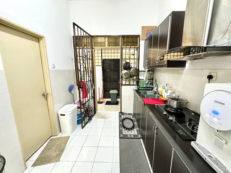 2.5-storey Terraced House for Sale in Puchong (Selangor) - Ahmad Fadlee - PropertyGuru.com.my