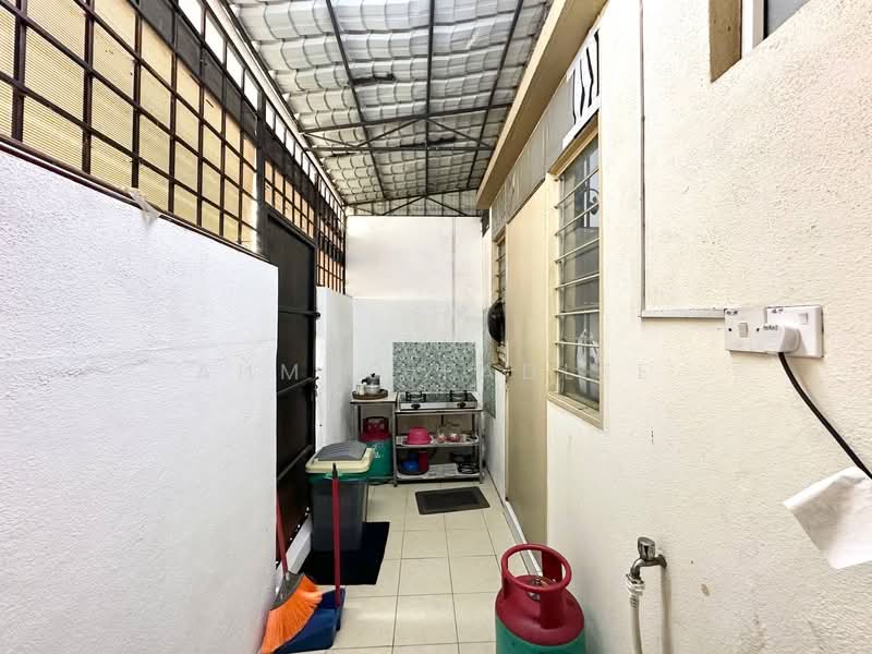 2.5-storey Terraced House for Sale in Puchong (Selangor) - Ahmad Fadlee - PropertyGuru.com.my