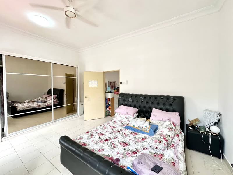2.5-storey Terraced House for Sale in Puchong (Selangor) - Ahmad Fadlee - PropertyGuru.com.my