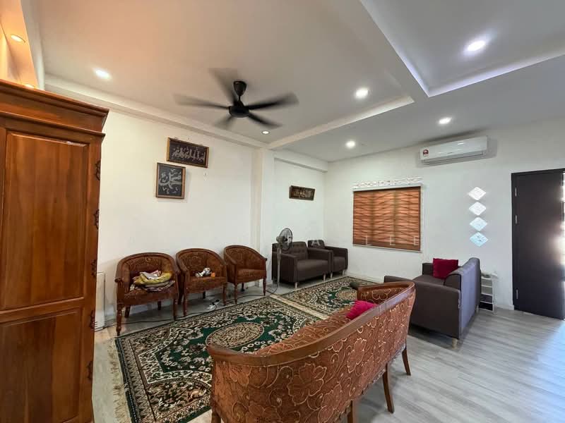Rumah Teres 2 Tingkat untuk Dijual di Lembah Keramat (Ulu Kelang) - Ahmad Fadlee - PropertyGuru.com.my