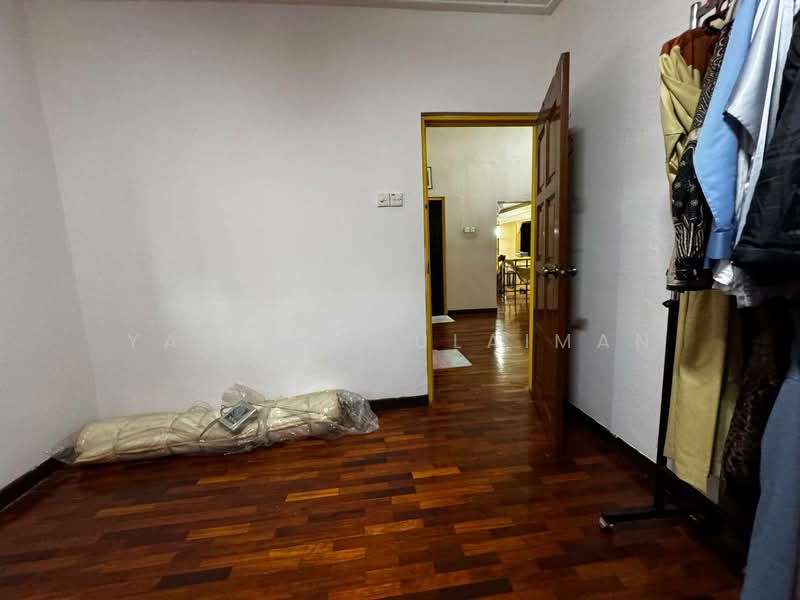 Bungalow for Sale in Taman Paroi Jaya (Paroi) - Yasmin Sulaiman - Interior - PropertyGuru.com.my
