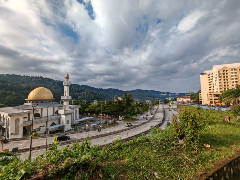 Shop for Rent in Ukay Perdana (Ulu Kelang) - Cedric Goey - PropertyGuru.com.my