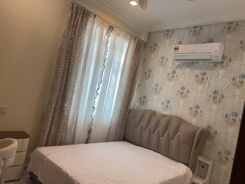 Semi-Detached House for Rent in Taman Suria (Johor Bahru) - Vivien Keck - Bedroom - PropertyGuru.com.my