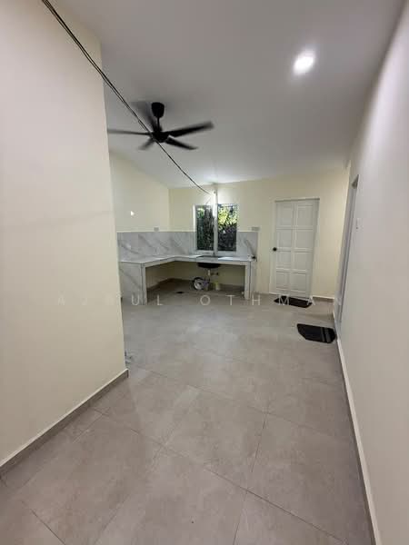 Rumah Teres 1 Tingkat untuk Dijual di Taman Bukit Mutiara (Seremban) - Azrul Othman - Kitchen - PropertyGuru.com.my