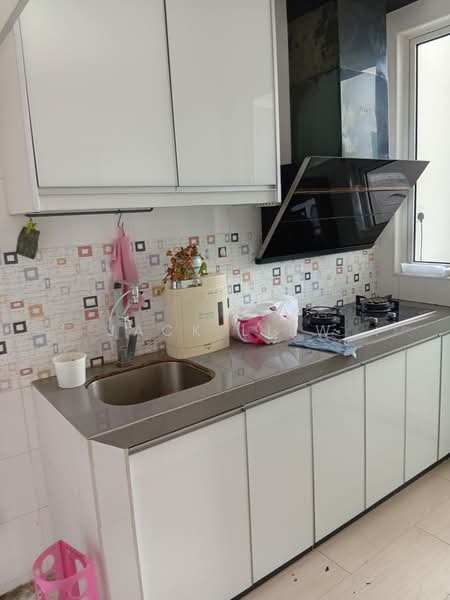 Condominium for Rent at Scenaria @ North Kiara Hills - Jack Liew - Kitchen - PropertyGuru.com.my