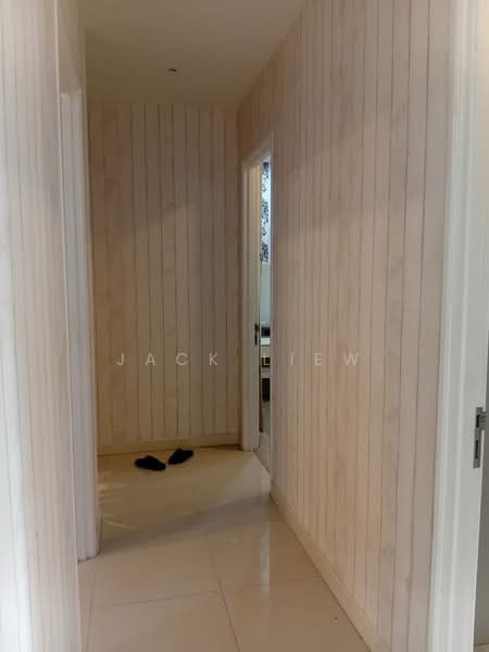 Condominium for Rent at Scenaria @ North Kiara Hills - Jack Liew - Corridor - PropertyGuru.com.my