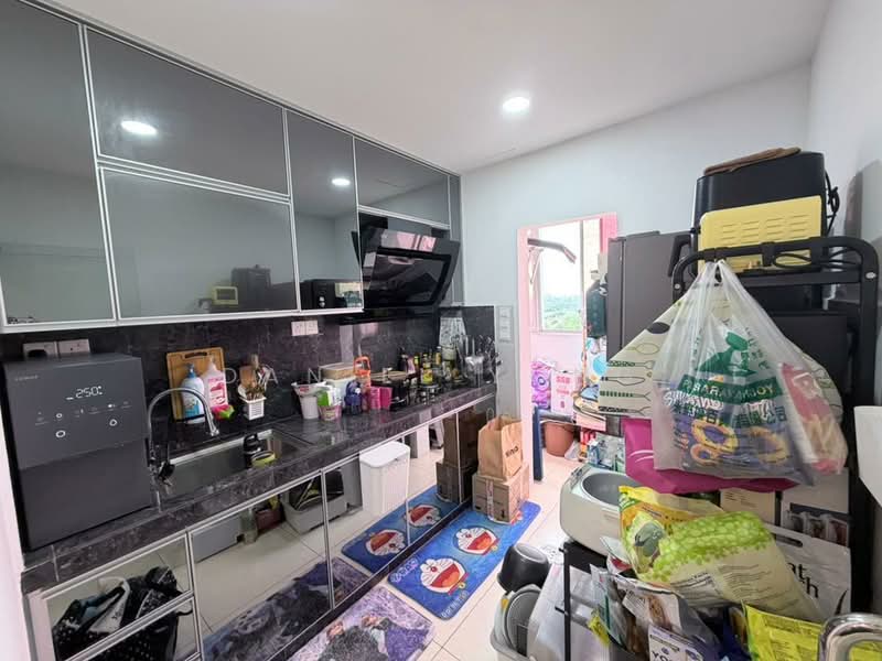 Service Residence for Sale at The Garden Residences - Daniel Yong - Kitchen - PropertyGuru.com.my