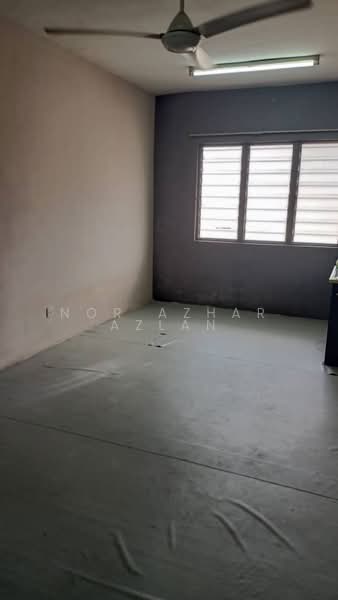 Rumah Flat untuk Dijual di Taman Medan Cahaya - Nor Azhar Azlan - Interior - PropertyGuru.com.my