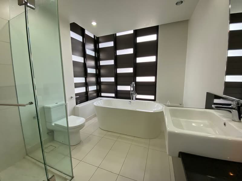 Kondominium untuk Disewa di Five Stones - Wendy Chua - Bathroom - PropertyGuru.com.my