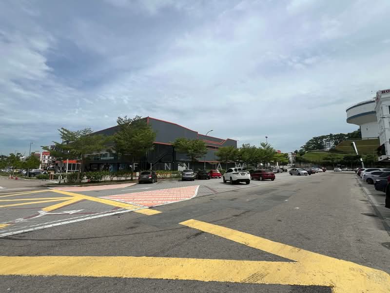 Kedai untuk Dijual di Taman Mount Austin (Tebrau) - Finn Aw - Exterior - PropertyGuru.com.my
