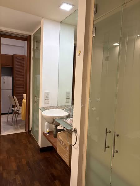 Kondominium untuk Disewa di 10 Semantan Suites - Chen Kah Seng - Bathroom - PropertyGuru.com.my